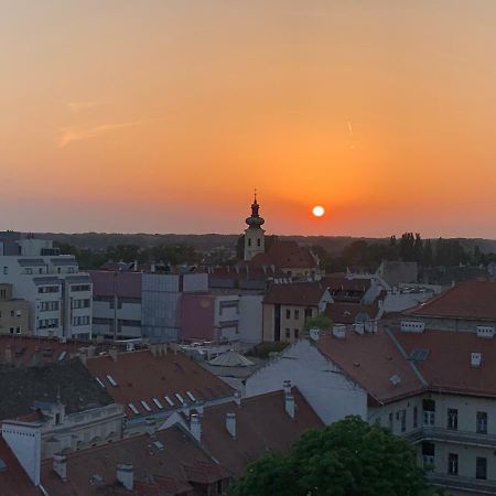 Appartamento Origo Győr Esterno foto