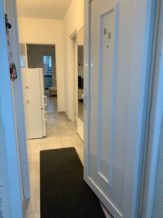 Appartamento Origo Győr Esterno foto