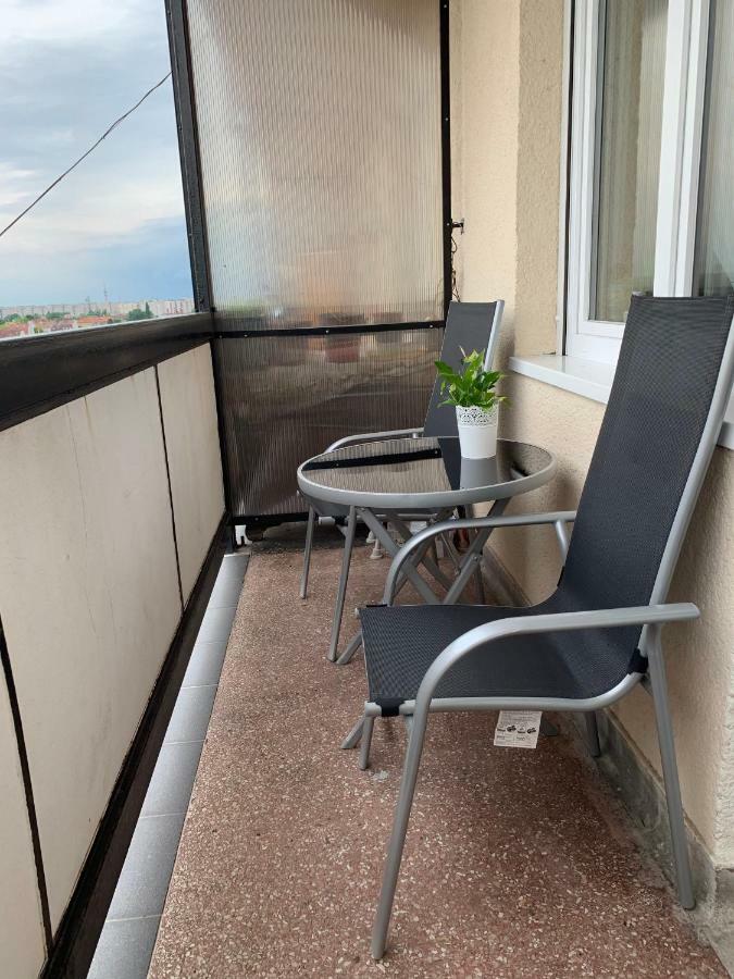 Appartamento Origo Győr Esterno foto